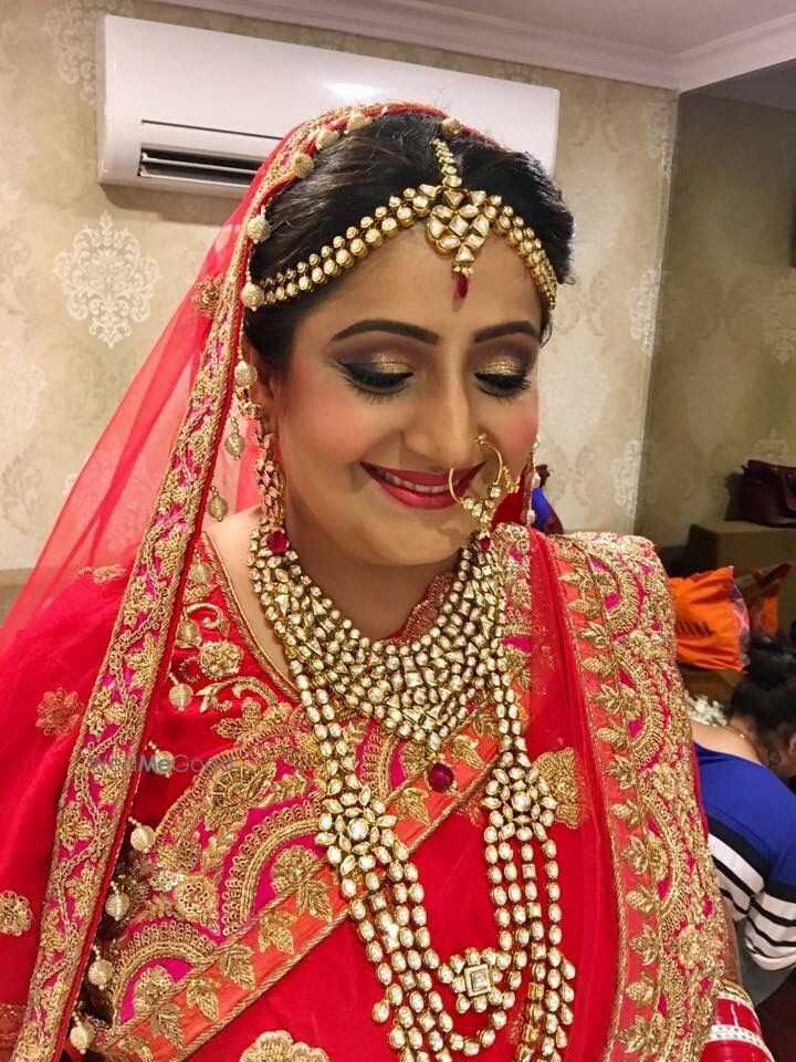 Photo From MATURE SKIN BRIDE_Monica's Bridal Look - By Nivritti Chandra