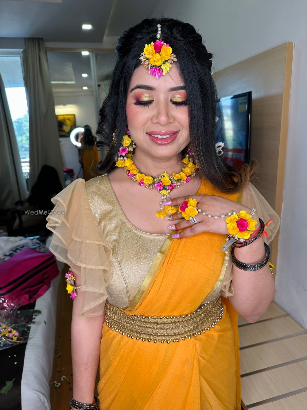 Photo From Haldi / Mehandi Looks - By Glimz and Gloss by Jyoti Bhatia