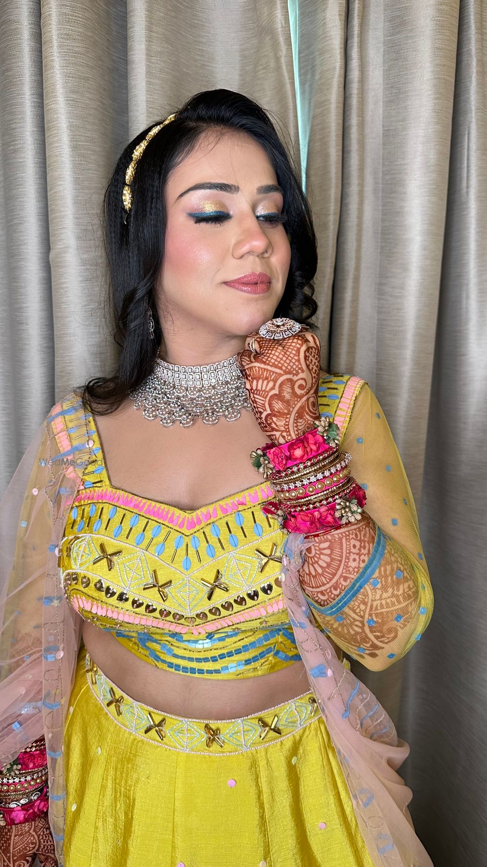 Photo From Haldi / Mehandi Looks - By Glimz and Gloss by Jyoti Bhatia