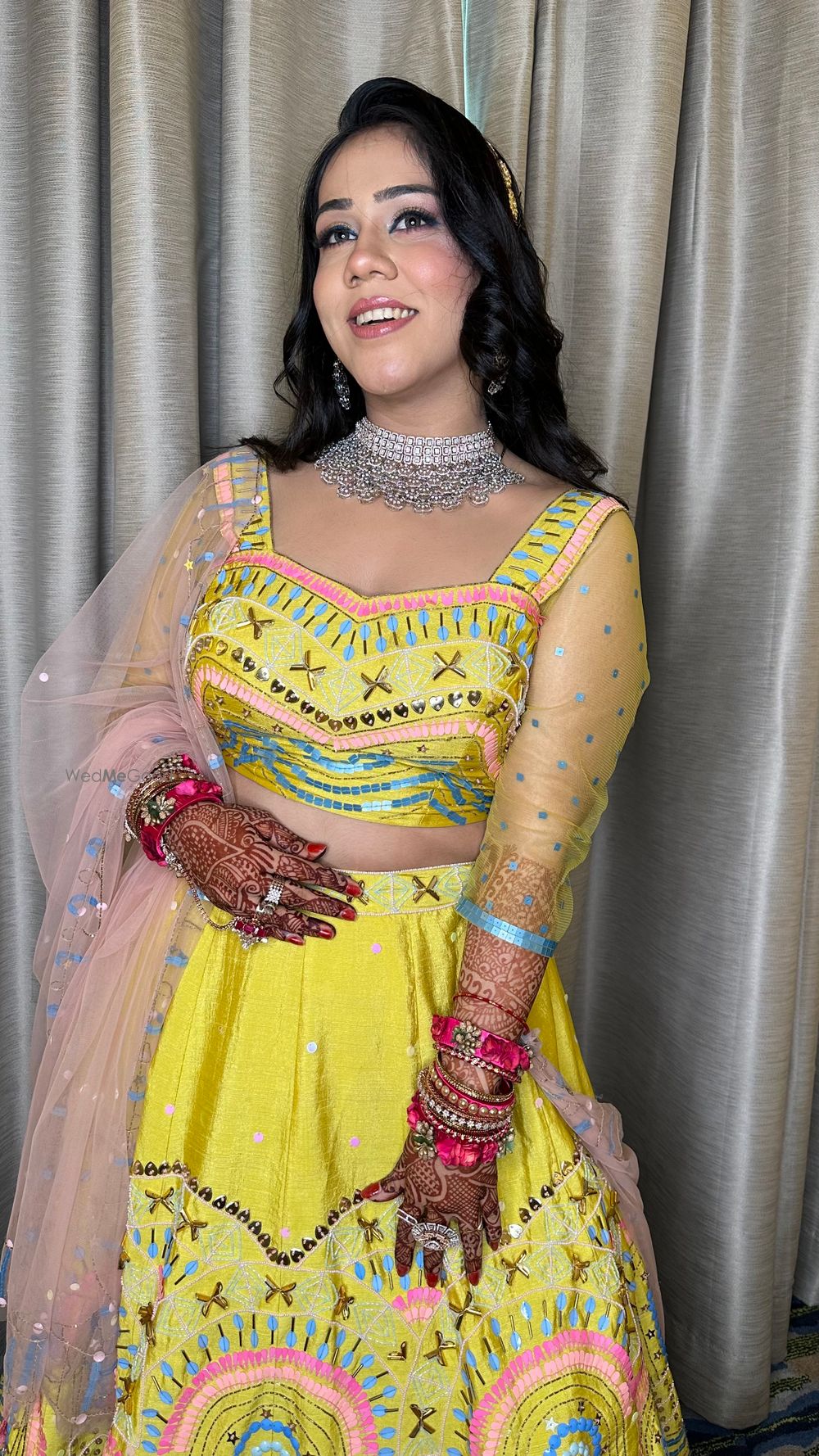 Photo From Haldi / Mehandi Looks - By Glimz and Gloss by Jyoti Bhatia