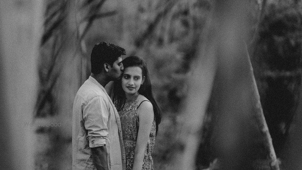 Photo From Sourabh & Dhanashree Pre wedding  - By Sa & Ro Photography