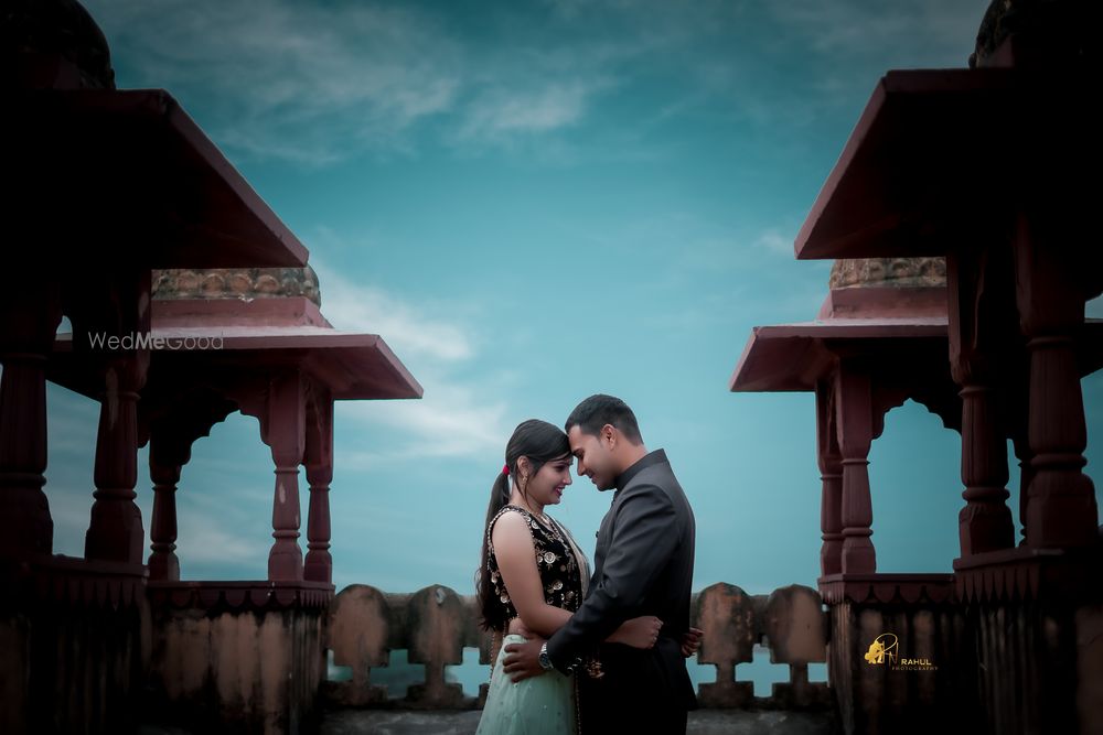 Photo From Pre Wedding Shoot - By RN Studio 