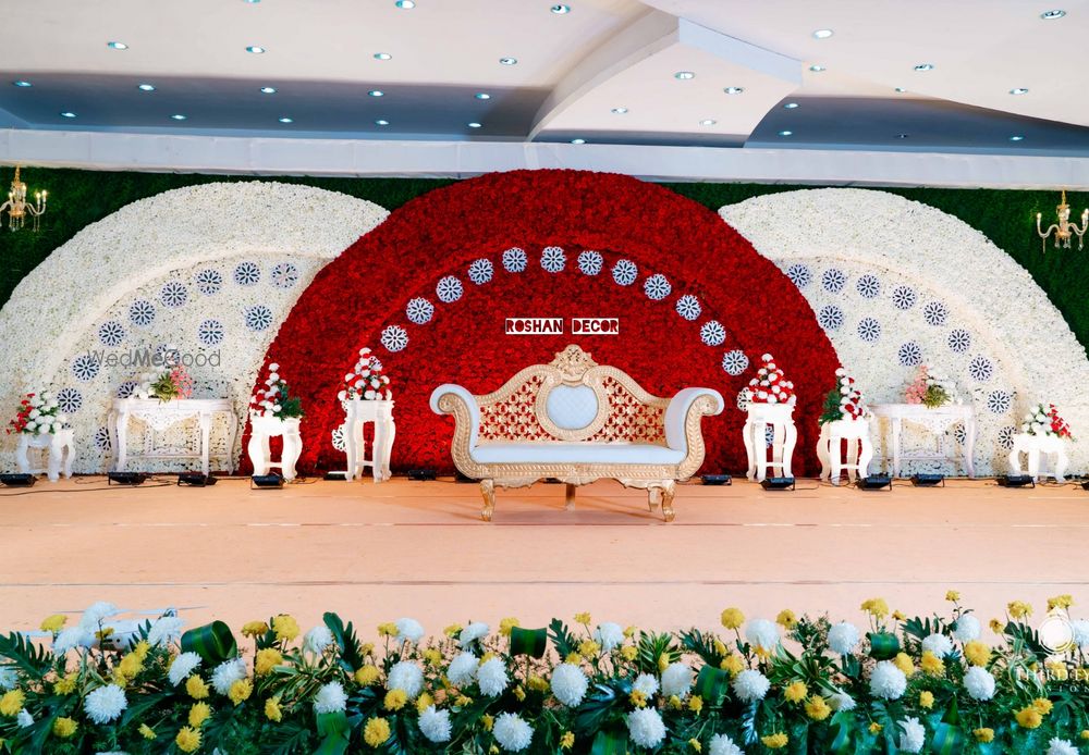 Photo From Red and white floral theme - By Roshan Decorators