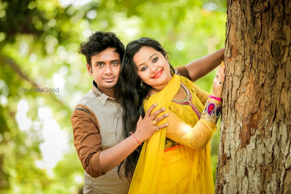 Photo From pree wedding couple shoot - By Rapid Eye Photography