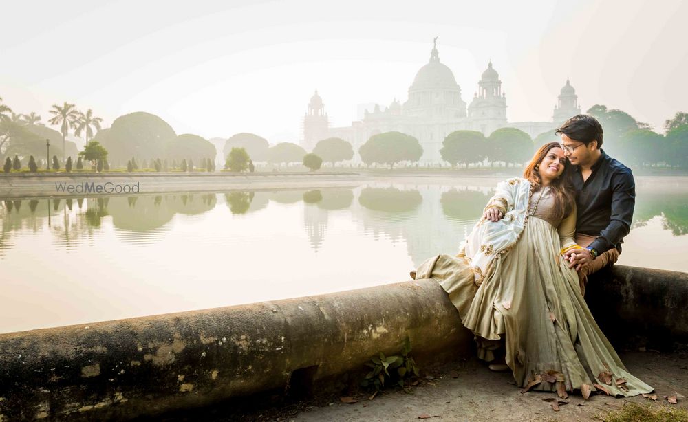 Photo From pree wedding couple shoot - By Rapid Eye Photography