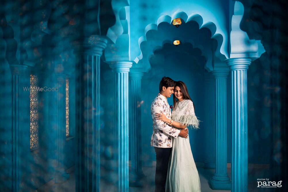 Photo From Vrushabh & Shriya | Sets in the City | Pre Wedding - By Stories by Parag