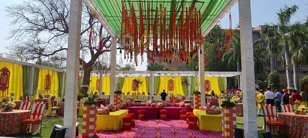 Photo From MEHENDI CEREMONY AT CLARKS SHIRAJ - By Wedding Decor And Events