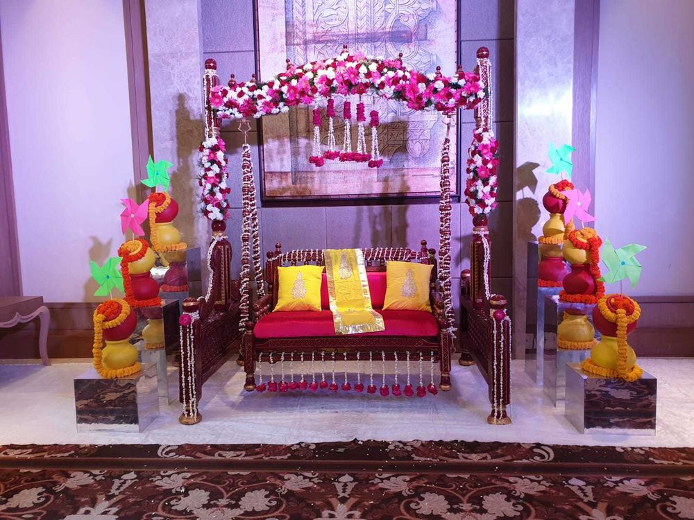 Photo From MEHENDI AT HILTON - By Wedding Decor And Events