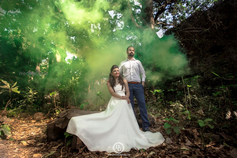 Photo From Dhwani and Vaibhav's love captured by the side of Arabian Sea - By Dreamgraphers