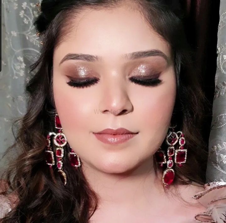 Photo From Engagement Makeup - By Niivedita Makeovers