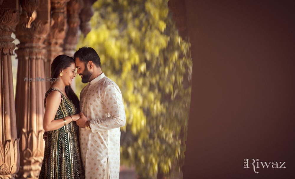 Photo From Piyush X Shikha // Pre-Wedding Photos - By Fotoriwaz Photography