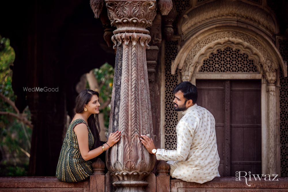 Photo From Piyush X Shikha // Pre-Wedding Photos - By Fotoriwaz Photography