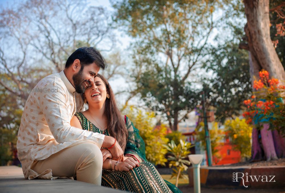 Photo From Piyush X Shikha // Pre-Wedding Photos - By Fotoriwaz Photography