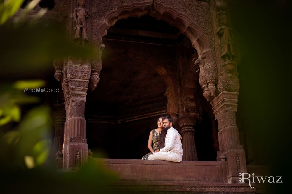 Photo From Piyush X Shikha // Pre-Wedding Photos - By Fotoriwaz Photography