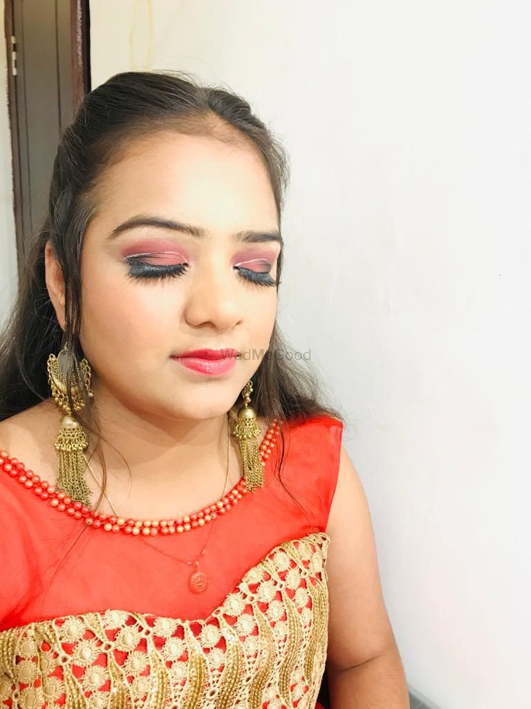 Photo From party makeup - By Anjali Wadhvani Makeup Artist