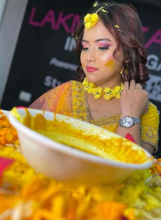Photo From Haldi Makeup Look - By Kajal Srivastava Makeup Artist