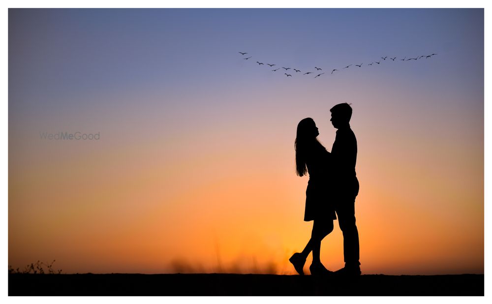 Photo From Kaustubh + Pallavi Prewedding - By Deepak Repale Photography