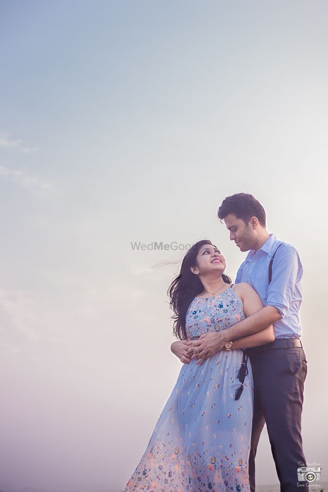 Photo From Couple Shoot - By Project Fireflies