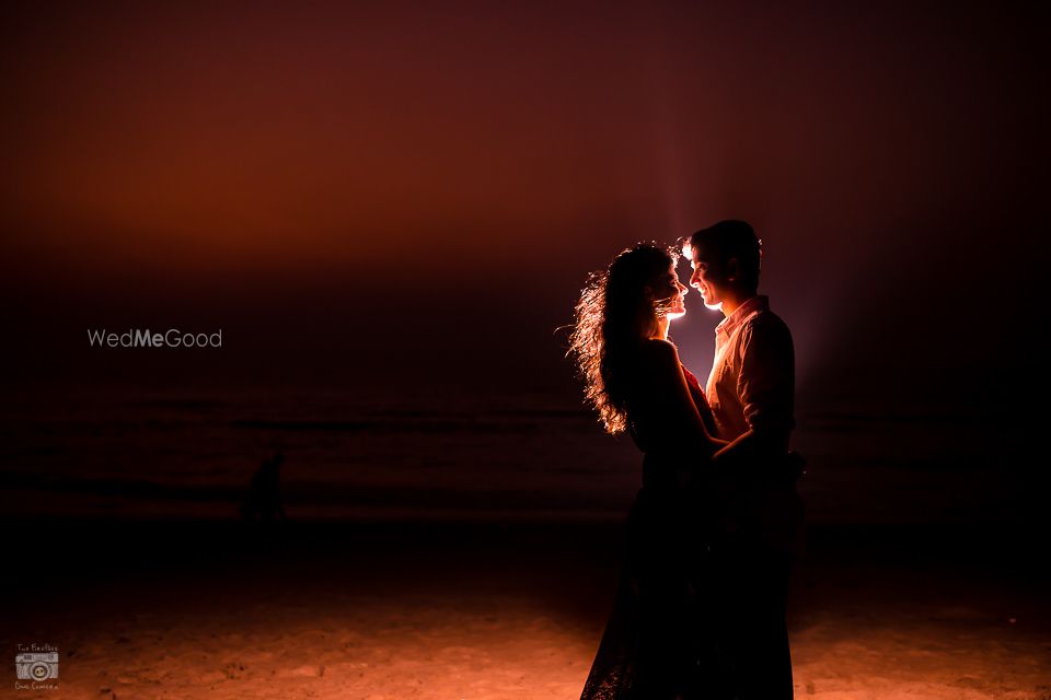 Photo From Couple Shoot - By Project Fireflies