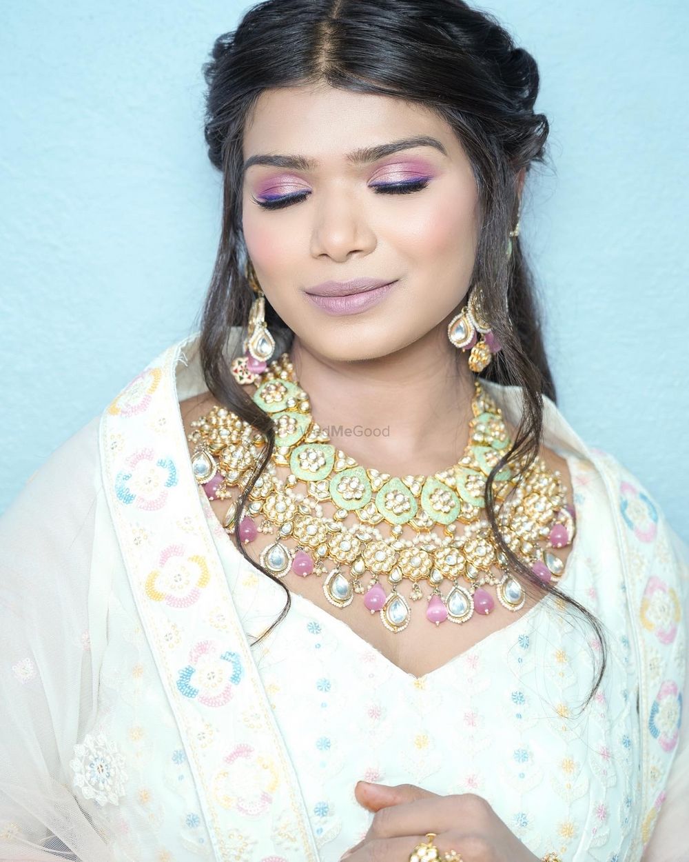 Photo From Mehendi Haldi Look - By Divya Daryani Makeup