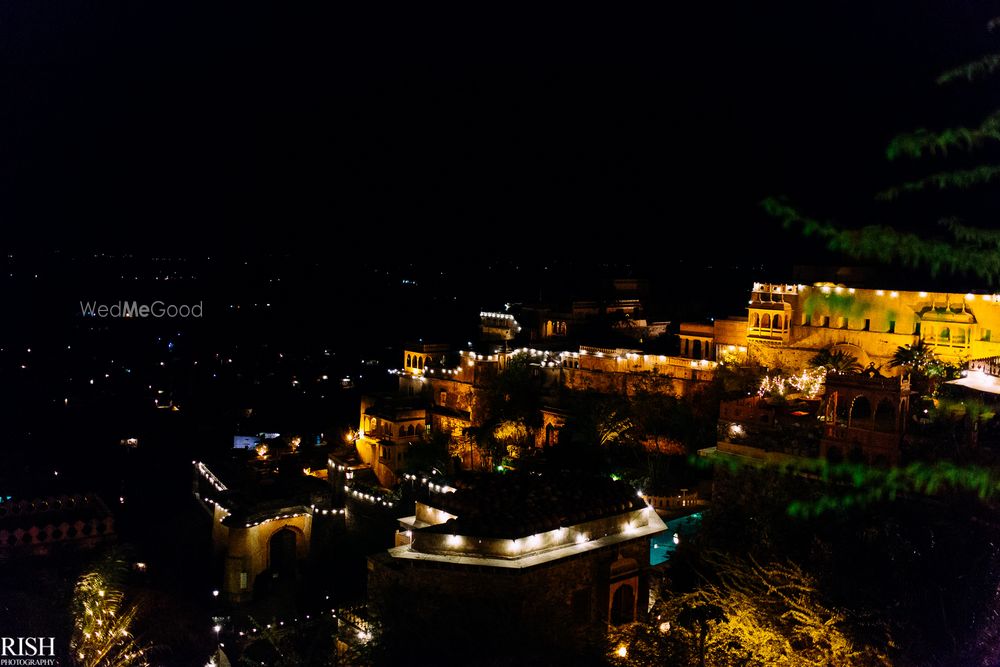 Photo From Neemrana Fort Royal Pre Wedding - By Rish Photography