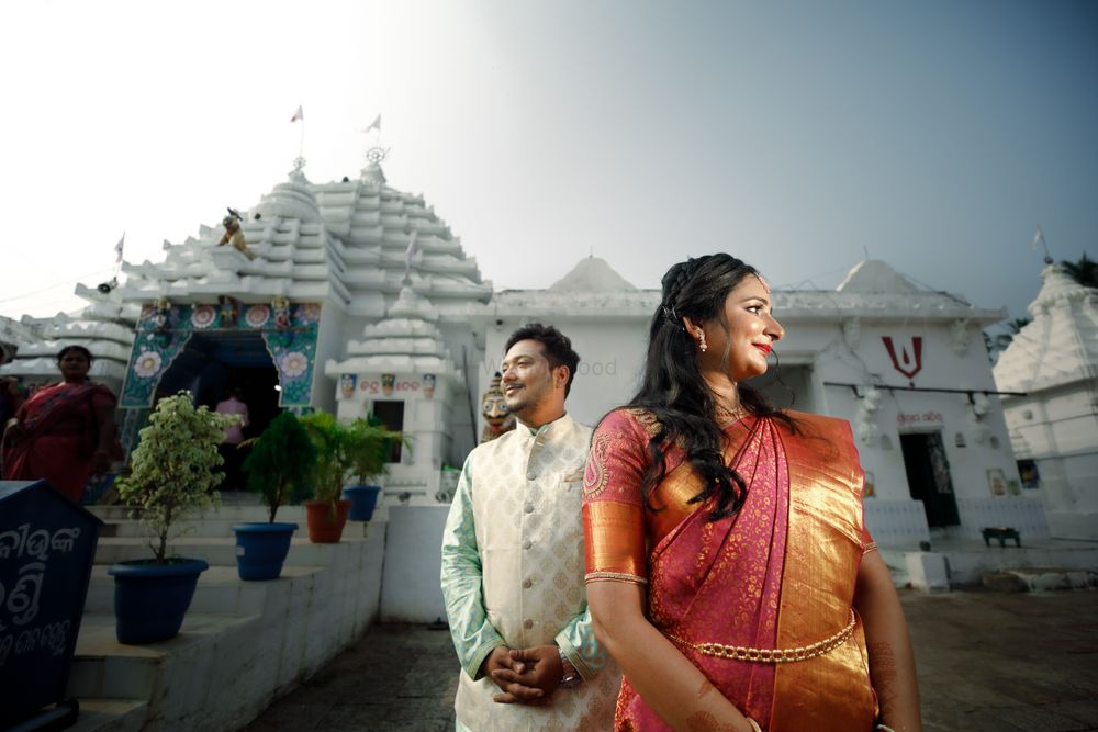 Photo From Subhashree & Piyush Engagement - By Redbug Films & Photography