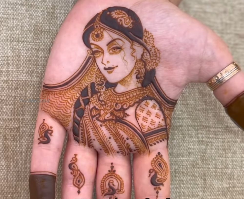 Photo From bride & groom figures - By Kapil Mehandi Artist