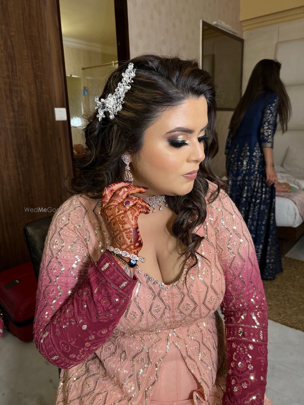 Photo From Saloni’s Engagement Makeup - By Makeup by Pavani