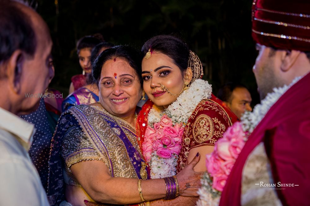 Photo From Riya & Manav : Destination Wedding at Della Resorts, Lonavala - By Rohan Shinde Photography & Films (RSP)