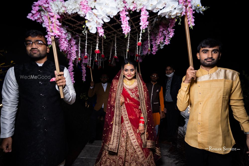 Photo From Riya & Manav : Destination Wedding at Della Resorts, Lonavala - By Rohan Shinde Photography & Films (RSP)