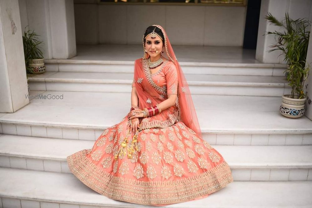 Photo From Smokey Bridal look in a traditional style - By Namrata's Studio