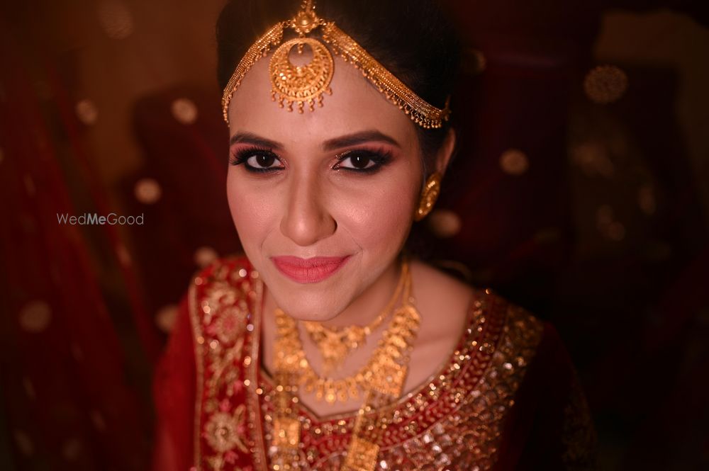 Photo From Smokey Bridal look in a traditional style - By Namrata's Studio