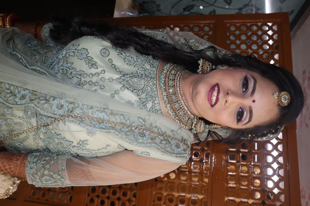 Photo From engagement makeup pic - By Parul Makeover & Salon