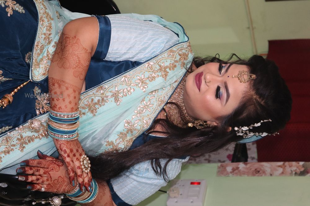 Photo From engagement makeup pic - By Parul Makeover & Salon