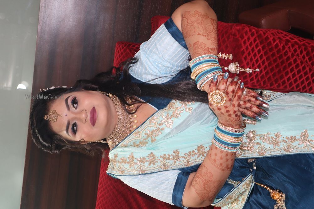 Photo From engagement makeup pic - By Parul Makeover & Salon