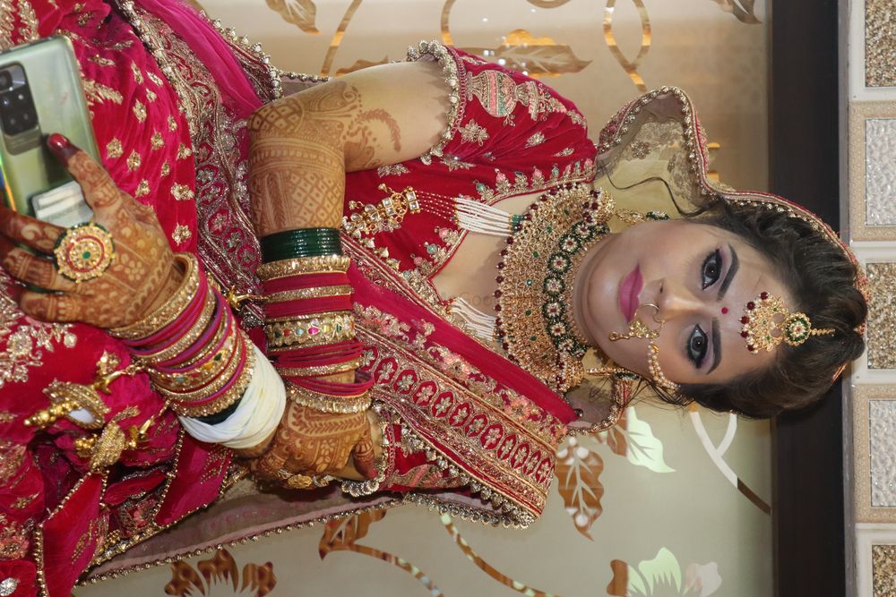 Photo From bridal makeup pic - By Parul Makeover & Salon