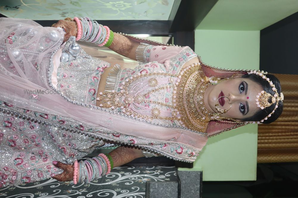 Photo From bridal makeup pic - By Parul Makeover & Salon