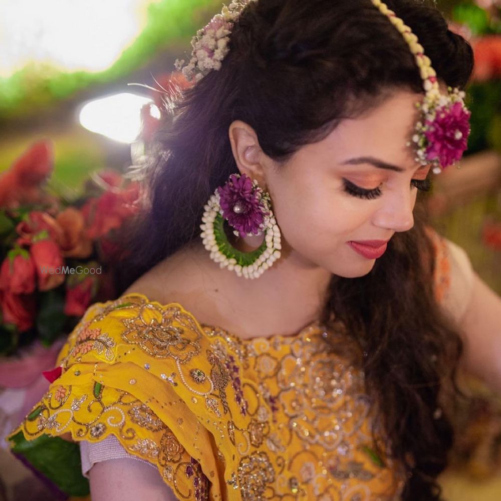 Photo From Haldi/ Mehndi  makeup - By Makeup by Poorva Shah