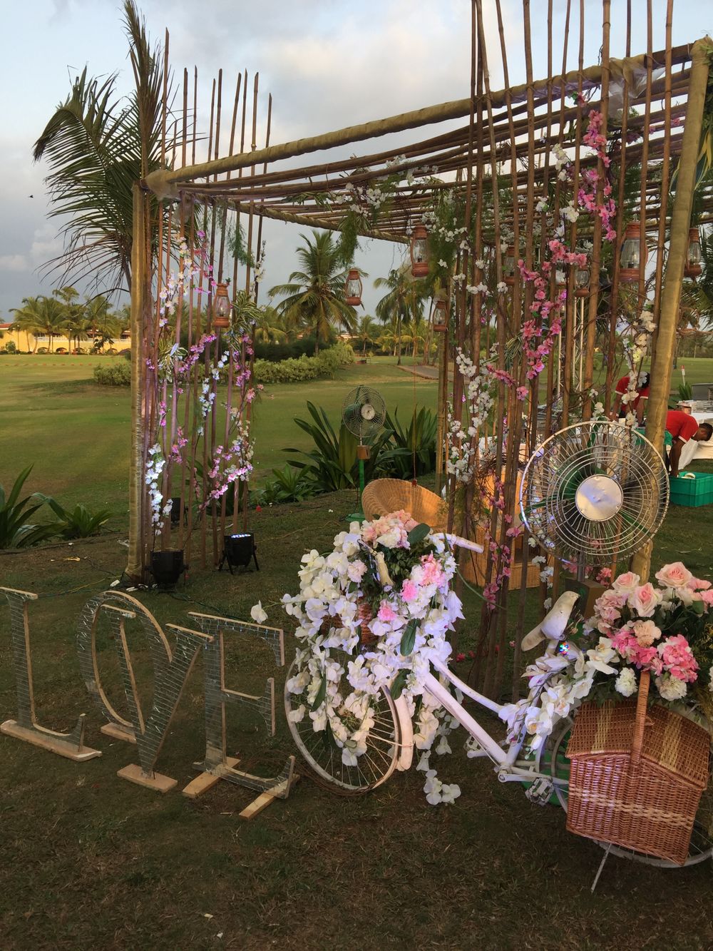 Photo From Reception decor- The rustic charm - By The Wedding Factory