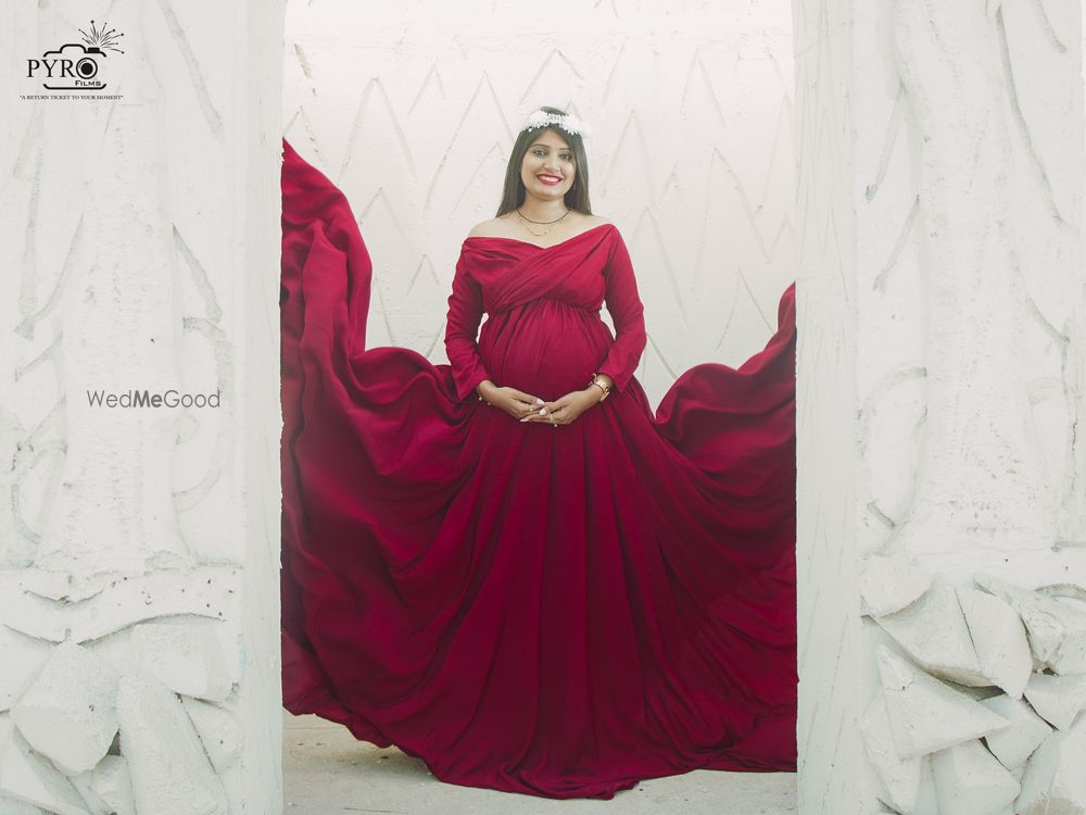 Photo From KARISHMA MATERNITY SHOOT - By Pyro Films