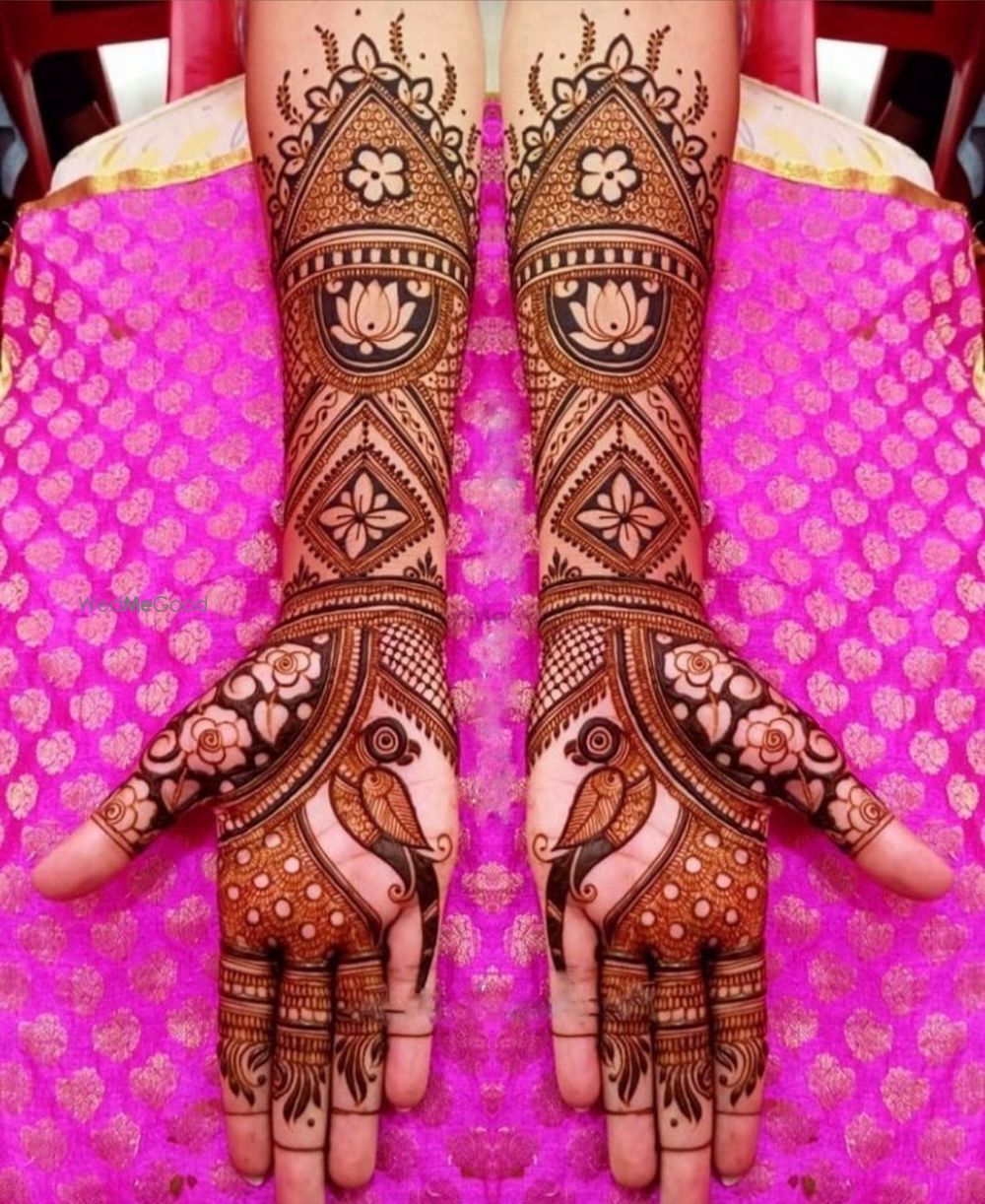 Photo From bridal special designs - By Krishna Mehandi Artist