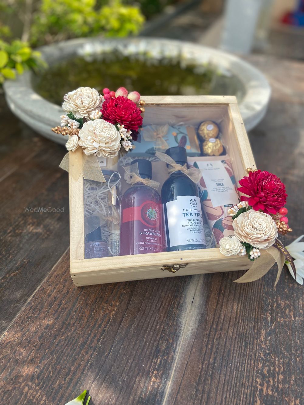 Photo From pampering hampers - By The 'WED’ Approach