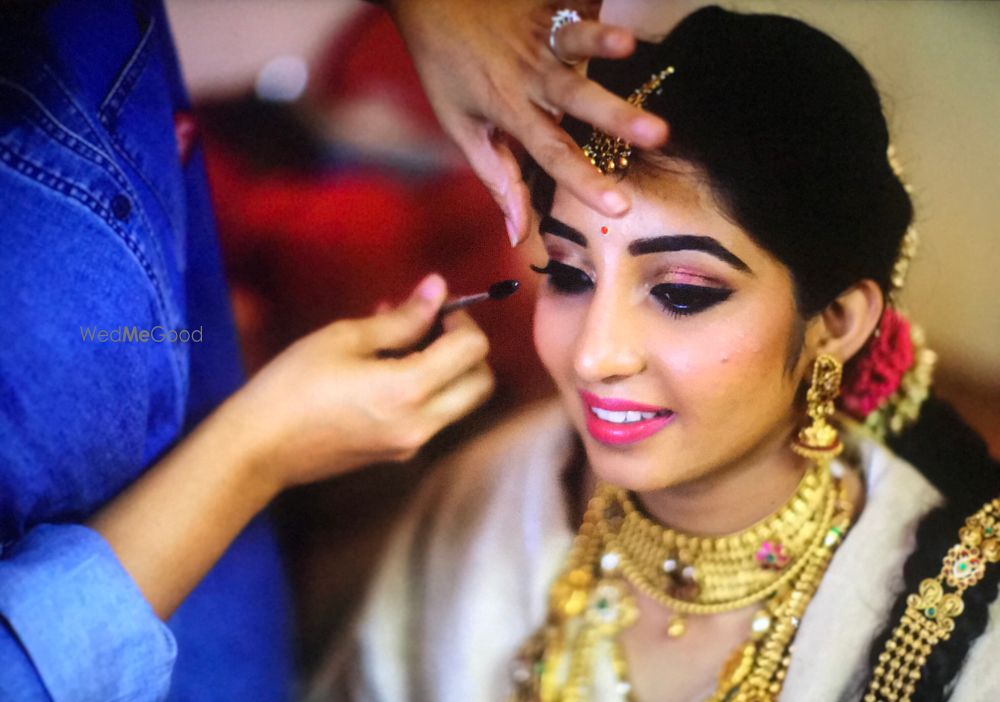 Photo From gorgeous bride - By Roshni Safir