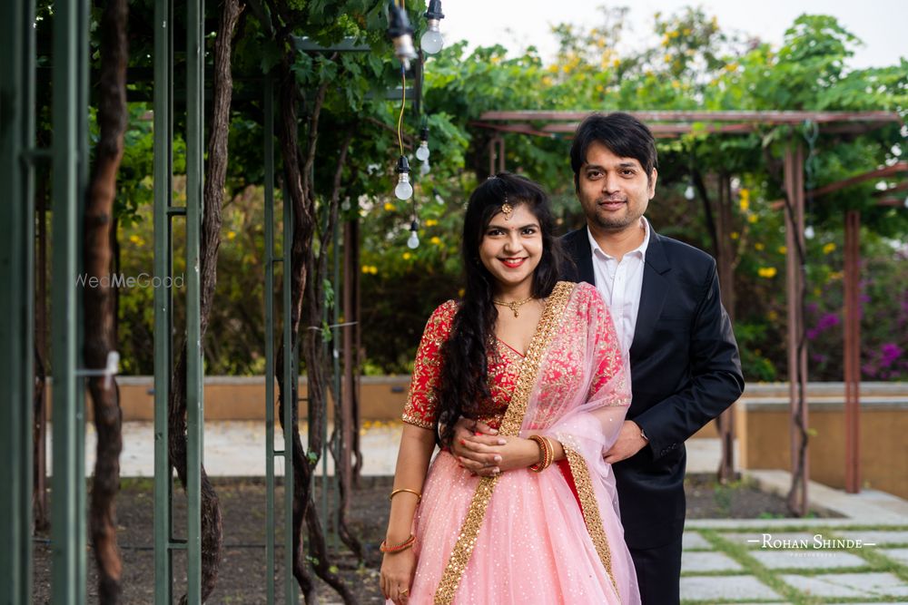 Photo From Sharayu & Ninad : Couple shoot at Grape County, Nashik - By Rohan Shinde Photography & Films (RSP)