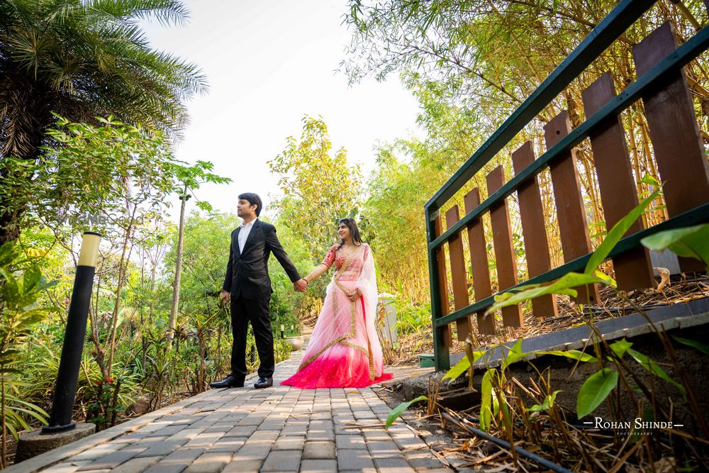 Photo From Sharayu & Ninad : Couple shoot at Grape County, Nashik - By Rohan Shinde Photography & Films (RSP)