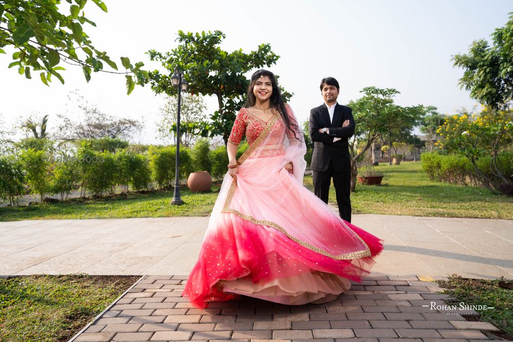 Photo From Sharayu & Ninad : Couple shoot at Grape County, Nashik - By Rohan Shinde Photography & Films (RSP)