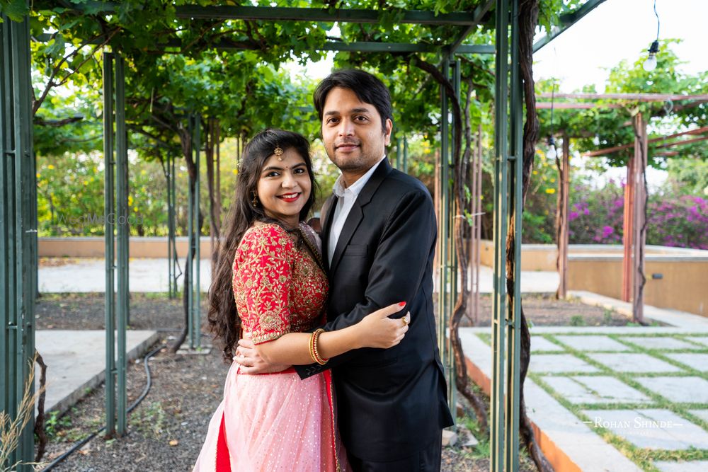 Photo From Sharayu & Ninad : Couple shoot at Grape County, Nashik - By Rohan Shinde Photography & Films (RSP)