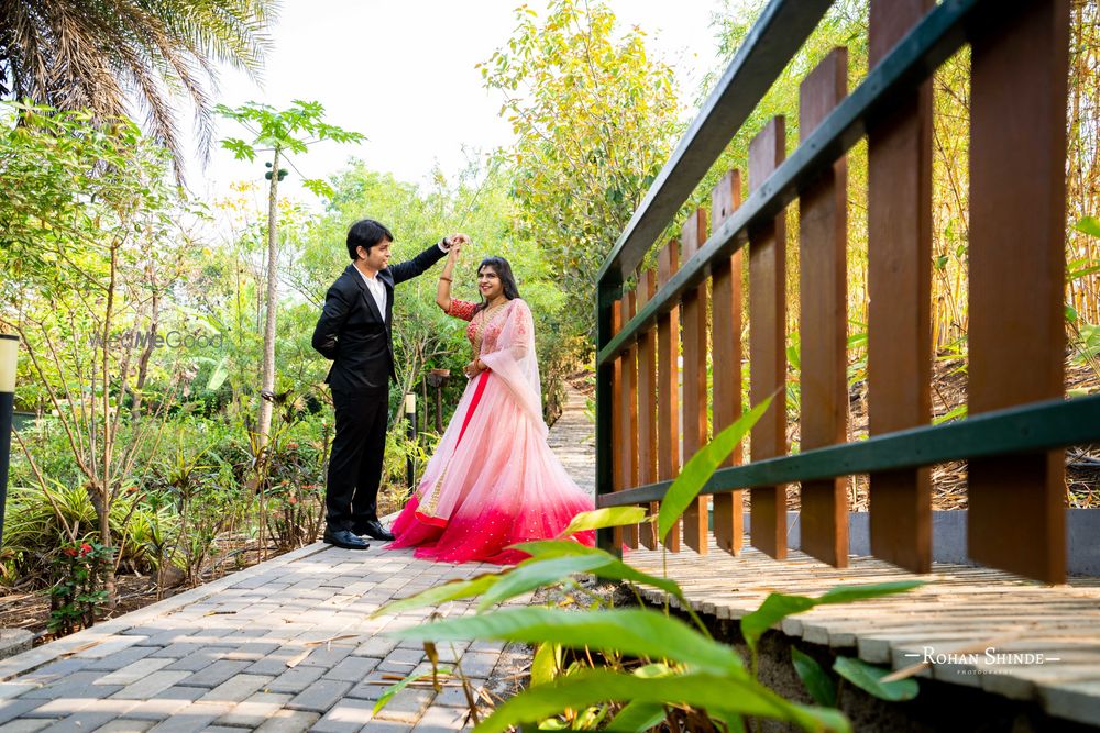 Photo From Sharayu & Ninad : Couple shoot at Grape County, Nashik - By Rohan Shinde Photography & Films (RSP)