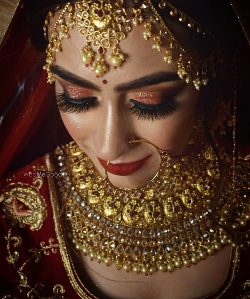 Photo From RAVINA - By Simran Wadhwa Makeovers