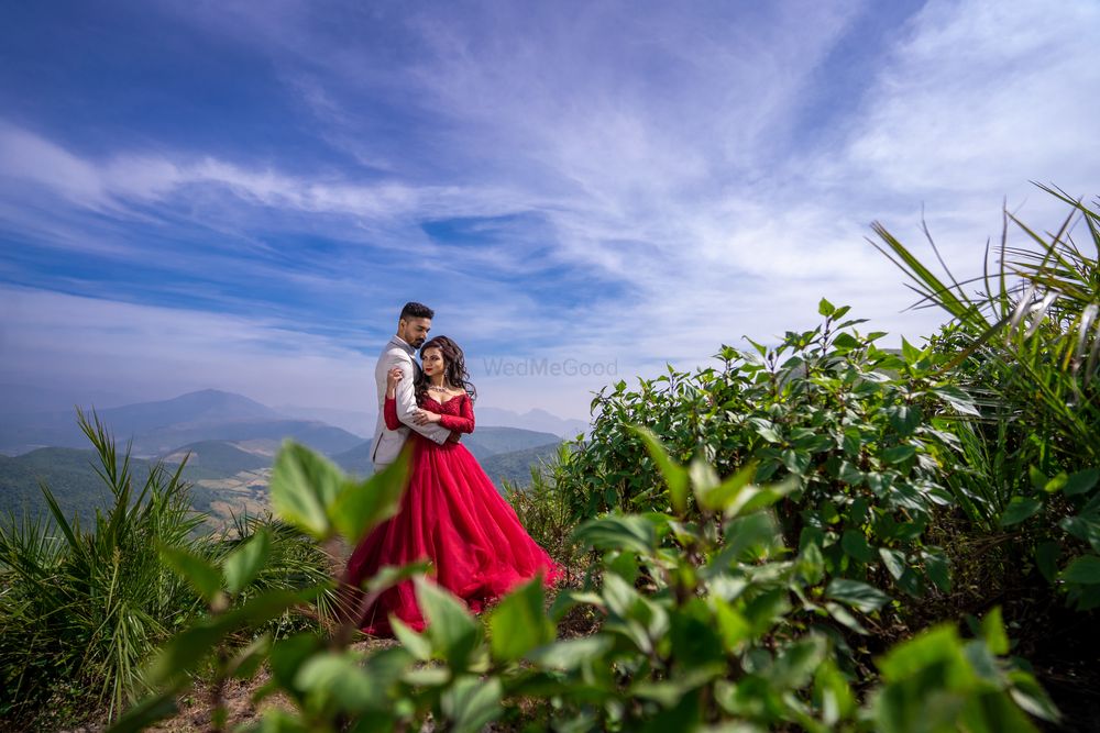 Photo From PREWEDDING 2 - By Your World My Lens